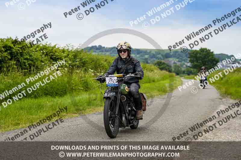 Vintage motorcycle club;eventdigitalimages;no limits trackdays;peter wileman photography;vintage motocycles;vmcc banbury run photographs